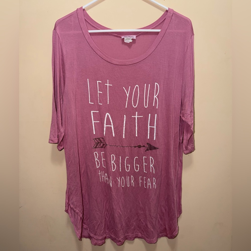 Women's Miss Popular Pink Graphic Top LOVE